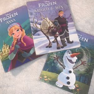 🐸2/$10🐸Frozen board books